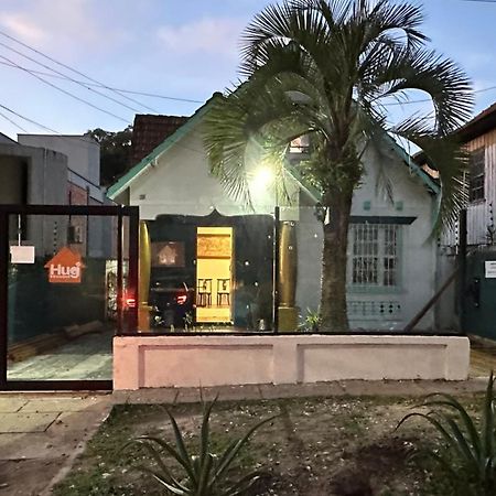 Hostel Hug Brasil Curitiba Luaran gambar